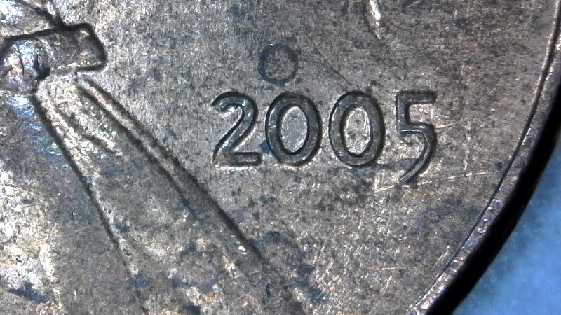 2005-P-Lincoln-Memorial-Cent-With-Decent-Column-Bar-DDR-Right-Side